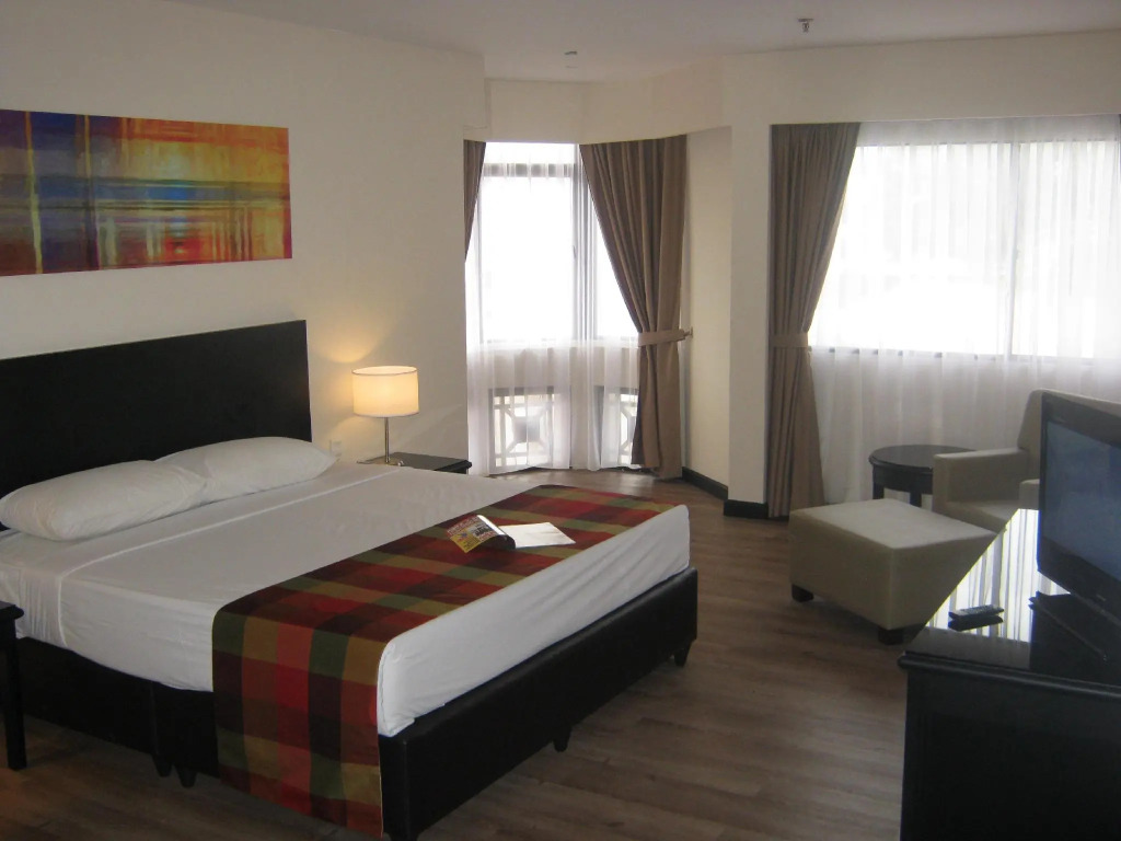 Grand Dormani Rajah Court Hotel