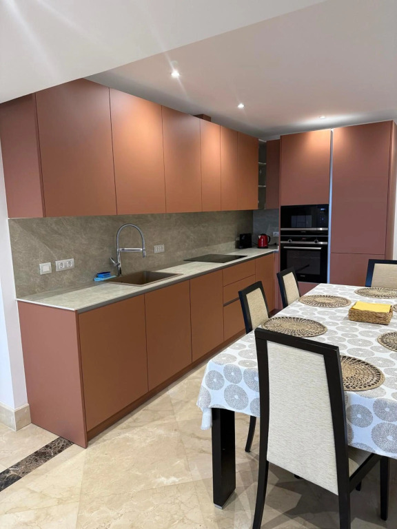 Luxurious Two Bedroom Apartment in Mar Azul, Estepona