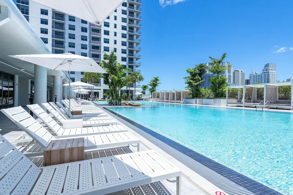 Caoba by Bluebird Suites