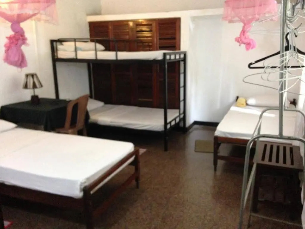 Drop Hostel