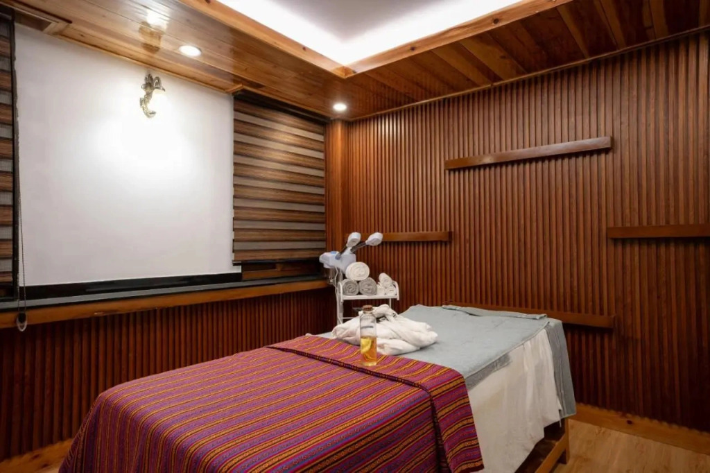 Summit Grand Resort & Spa , Gangtok