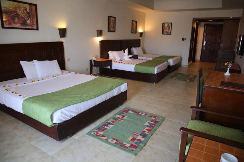 Laguna Beach Marsa Resort