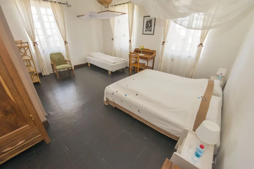 Lovasoa CCCC - Hostel