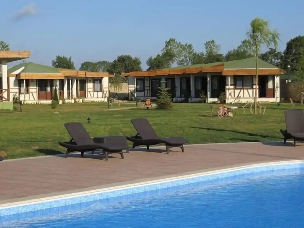 Riva's Club Hotel