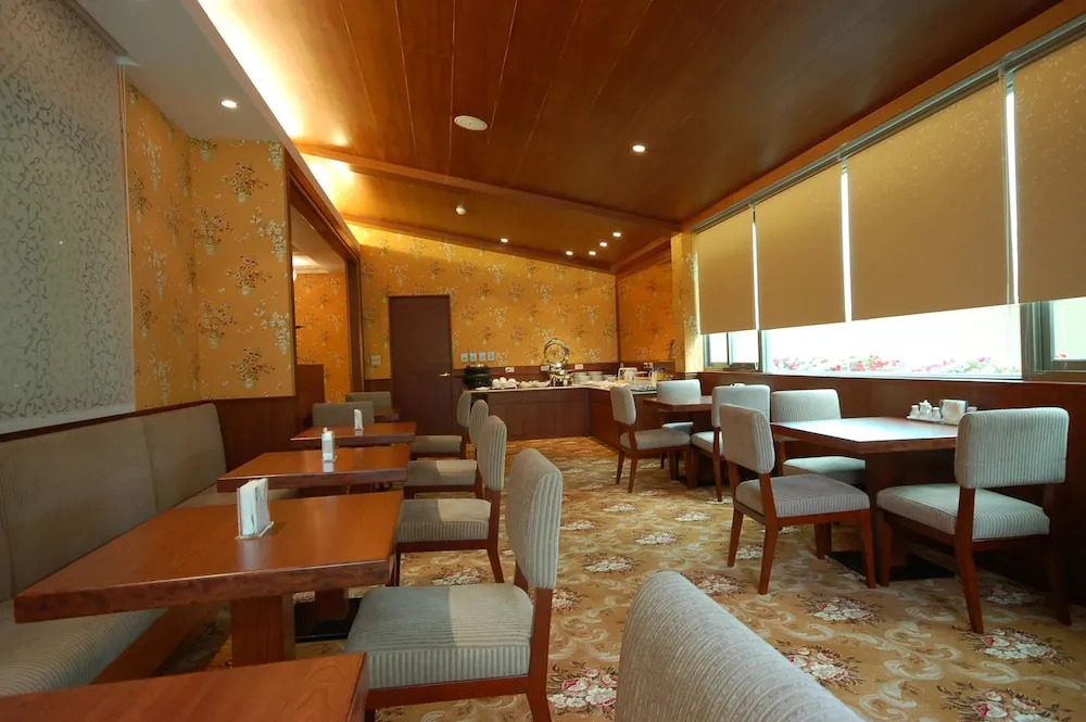 Reedon Boutique Hotel