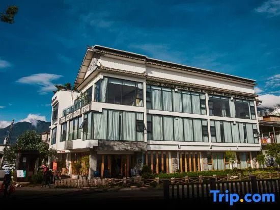 Luyinquan·Dali Yunshui Xiaozhu Seaview Resort Hotel