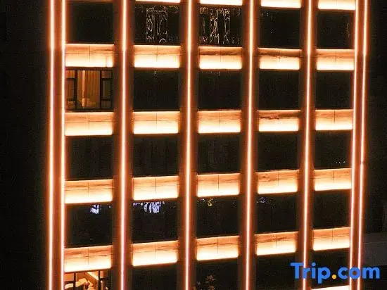 Linyi Guozun Business Hotel