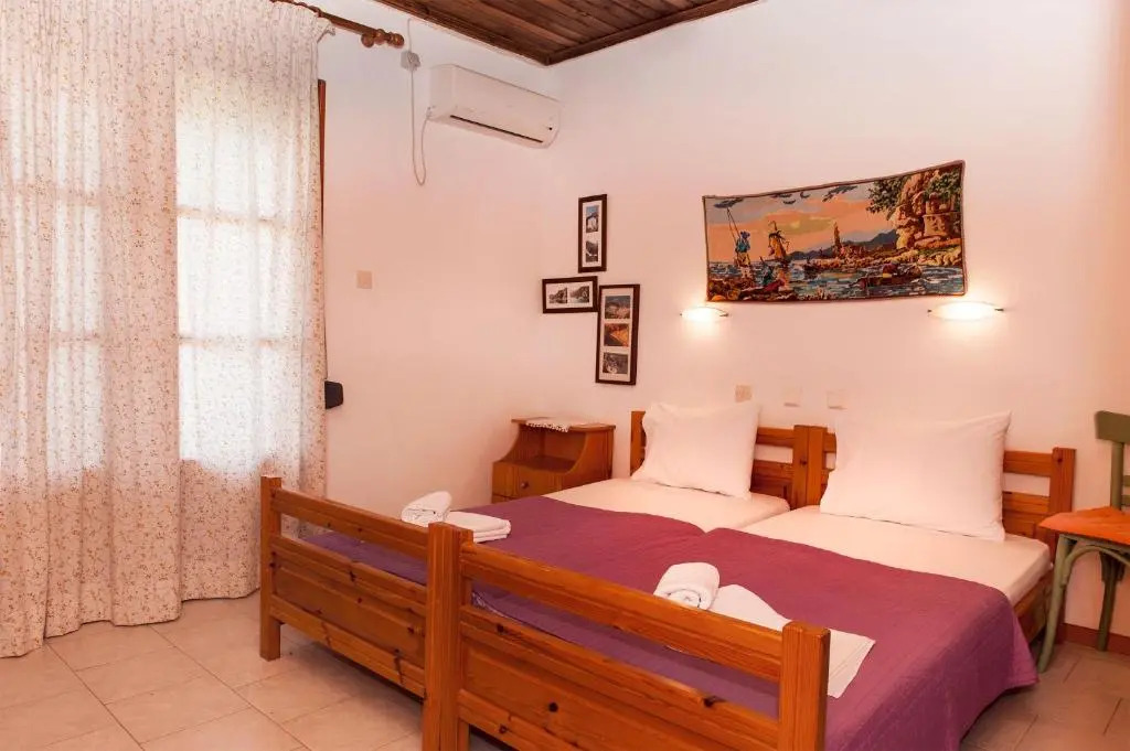 Mirsini Apartments