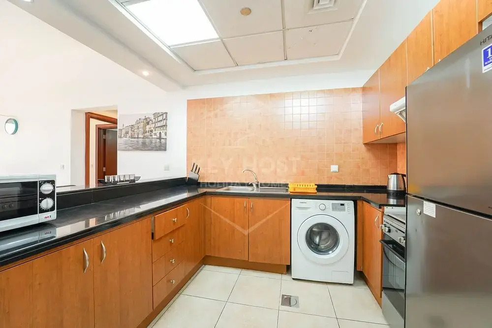 Canal Residence