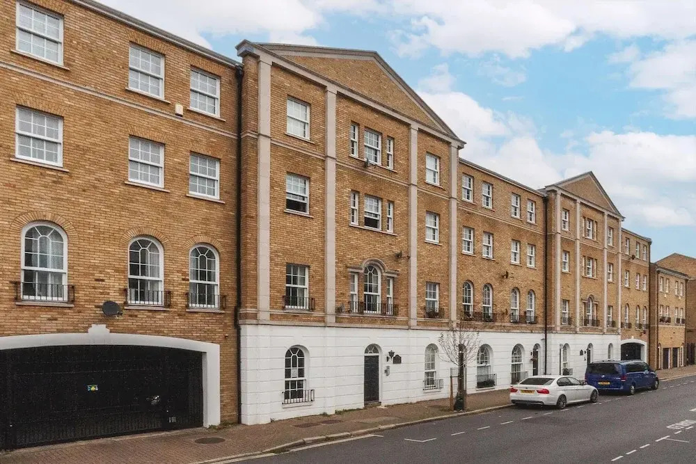 Rotherhithe Riverside Flat