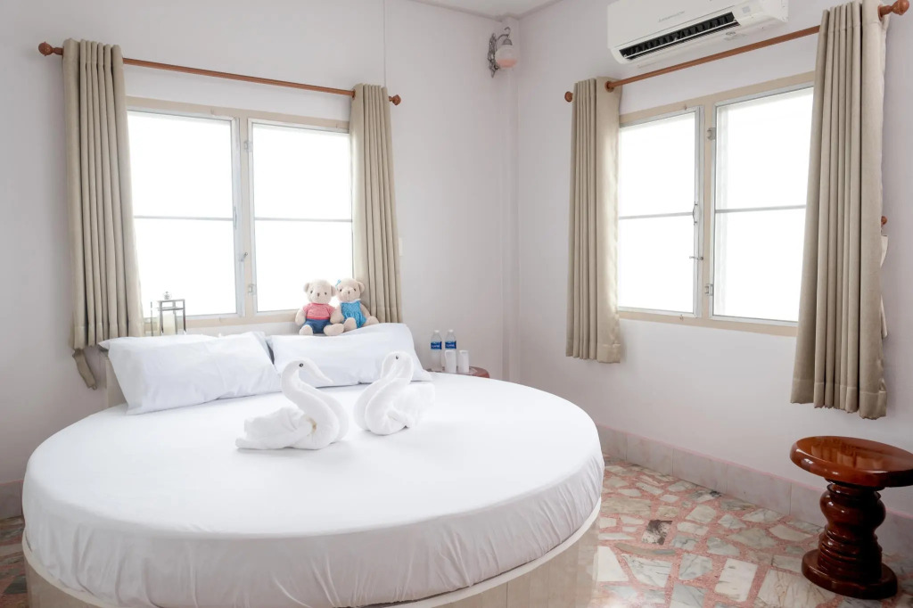 Chimphli Hotel