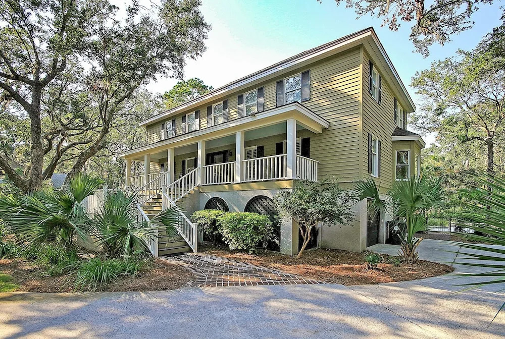 Gated 5br W/ Private Pool - Beaches, Playground 5 Bedroom Home