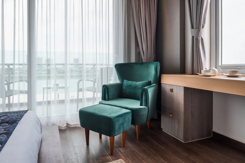 Nou's River Hotel