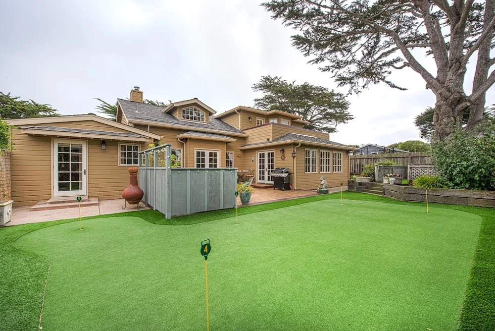 3718 Ocean Crest