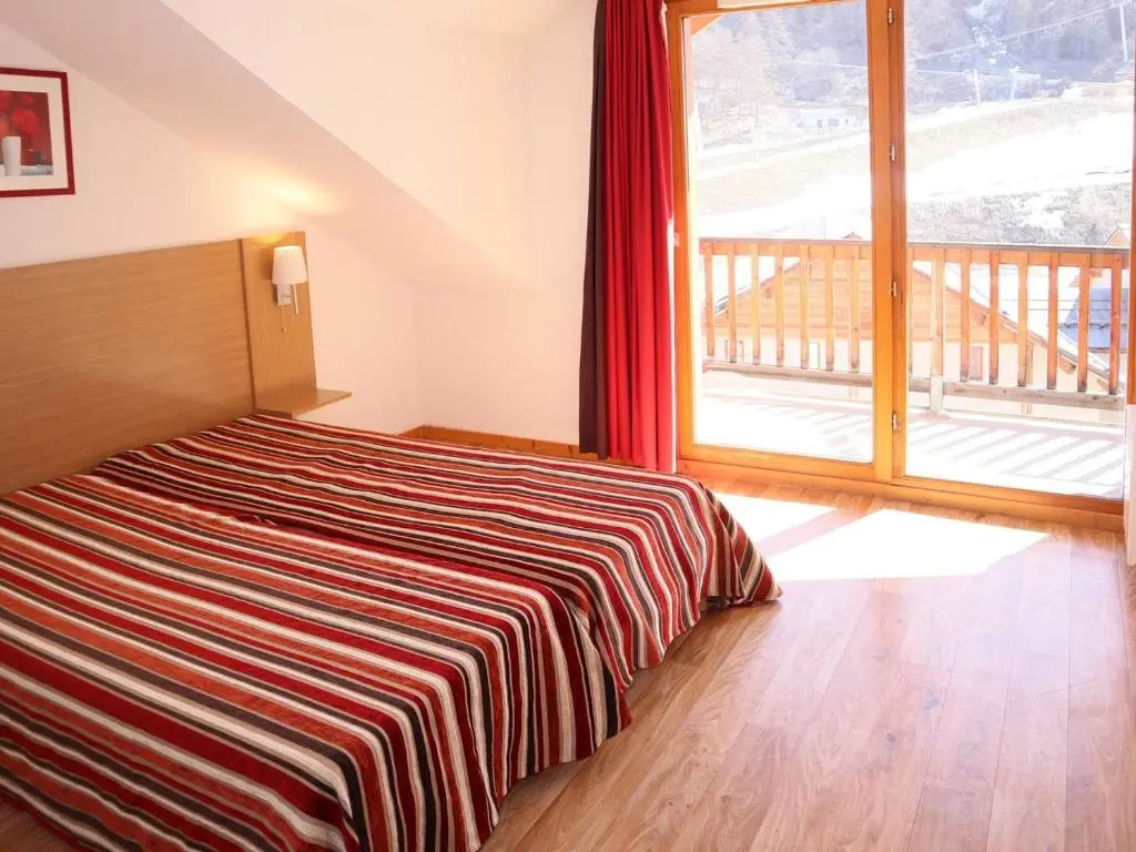 Appartement Les Orres, 3 pièces, 10 personnes - FR-1-322-424