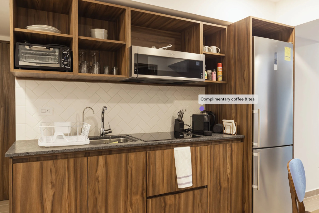 Casai Roma 2 BR Modern Oasis