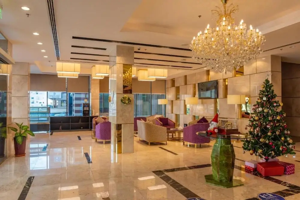 Royal Crown Hotel