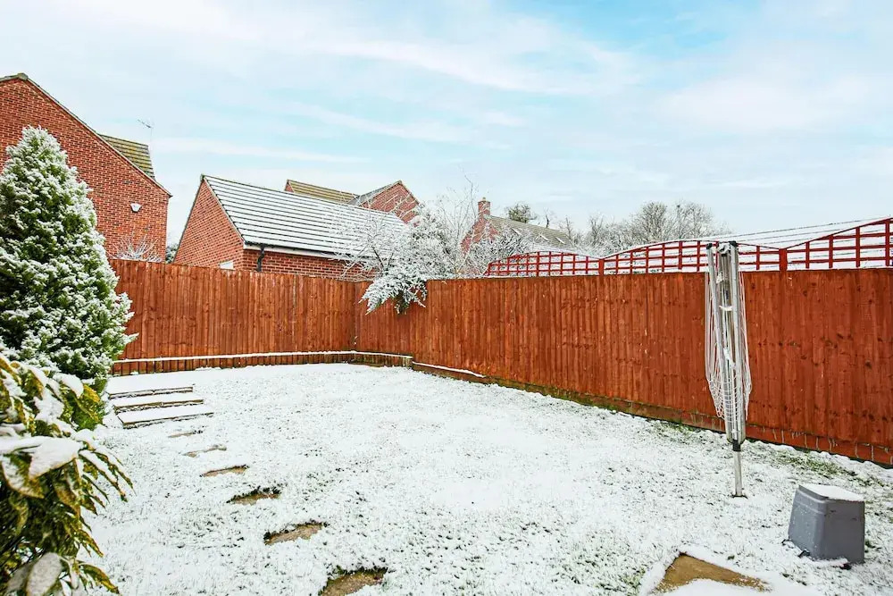 Detached 4 Bed-ultrafast Wifi,garden,free Parking