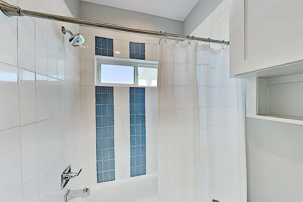 17235san 4 Bedroom Home