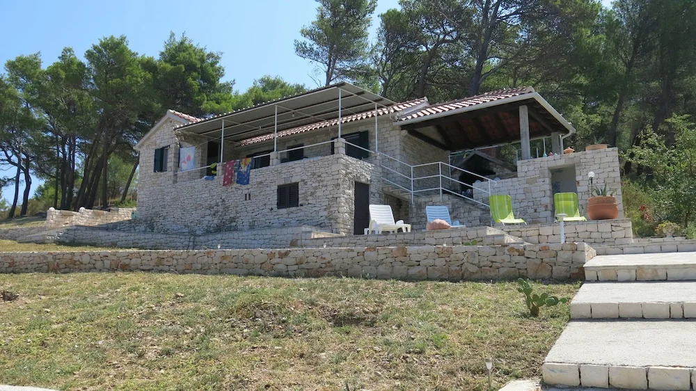 House Romantica