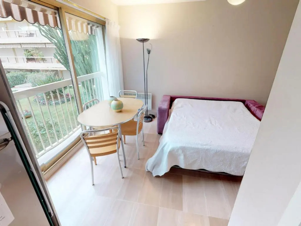 Studio Menton, 1 pièce, 3 personnes - FR-1-196-224