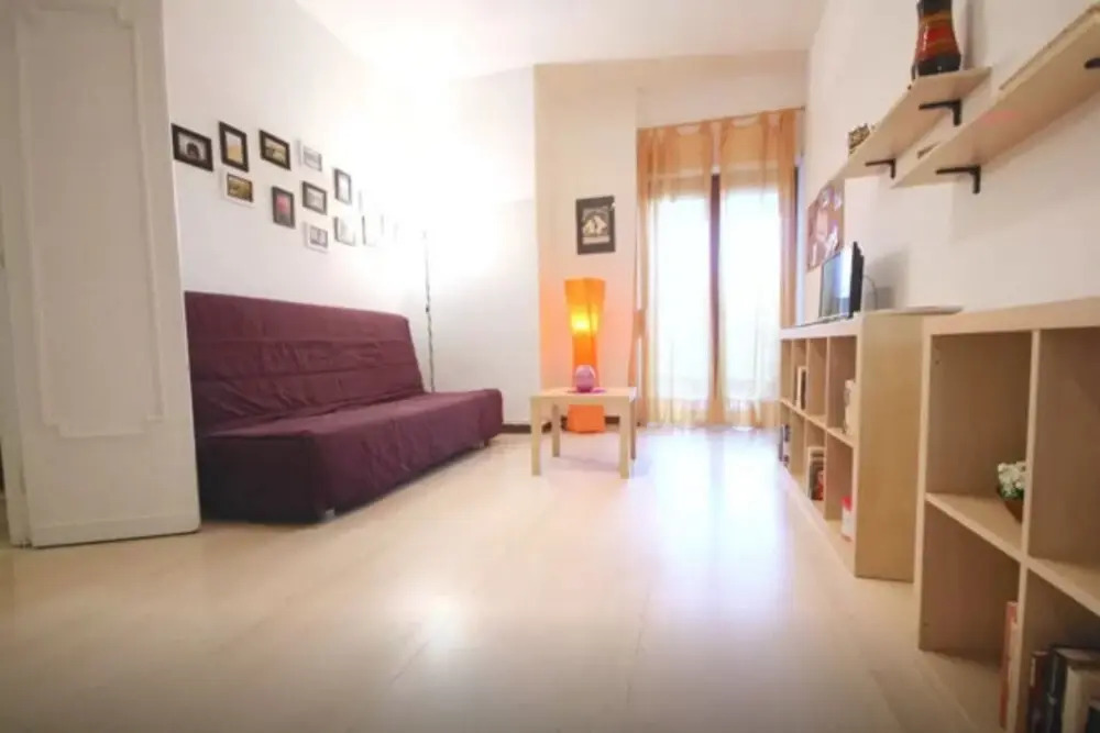 Robi's 1 Bed in Superb Location!