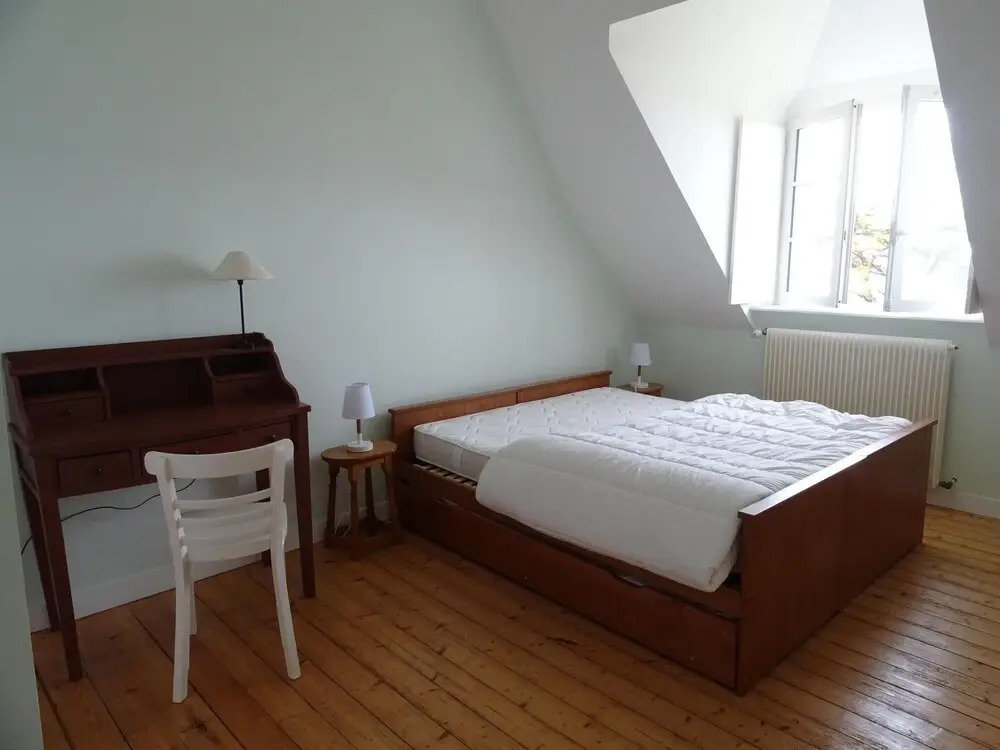 Villa in Primel with Sea View and Beach Access