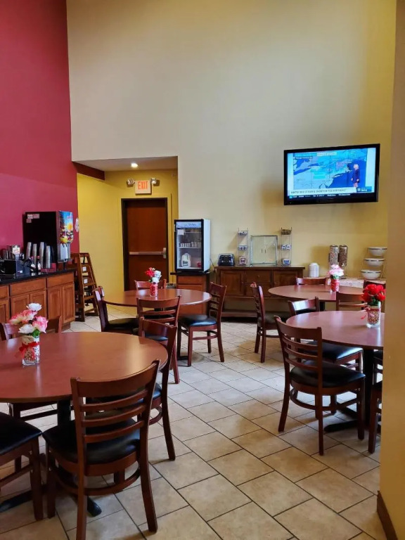 The Edgewood Hotel and Suites