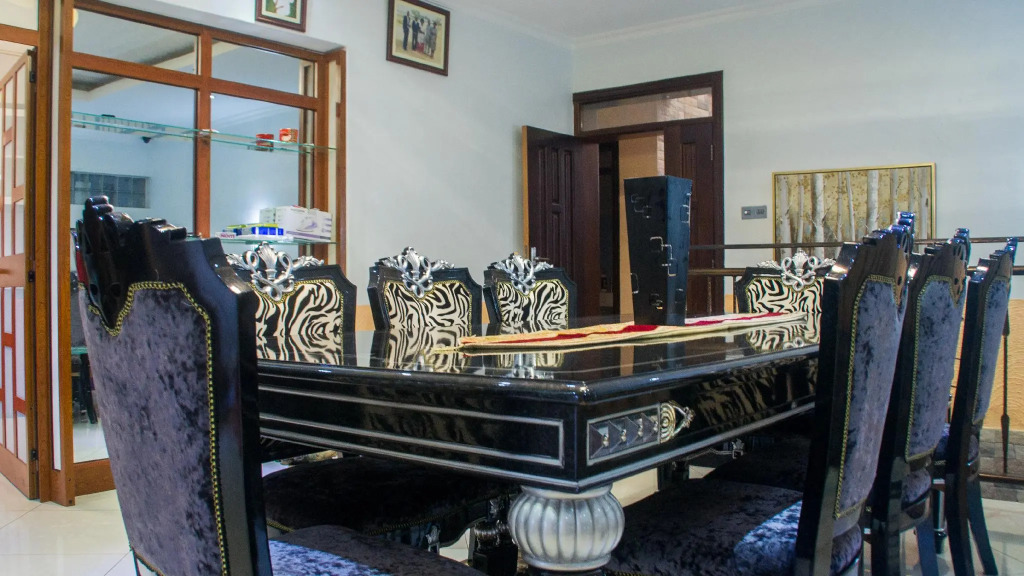 Bona Safari Villa Bunamwaya