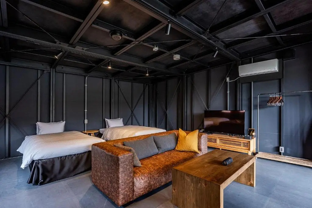 THE Retreat