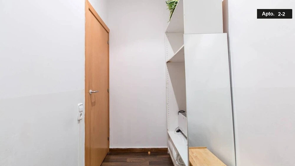Two Bedroom Apartment in the Heart of the Born 22