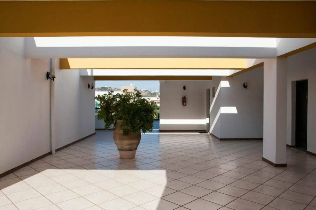 Eleni Hotel