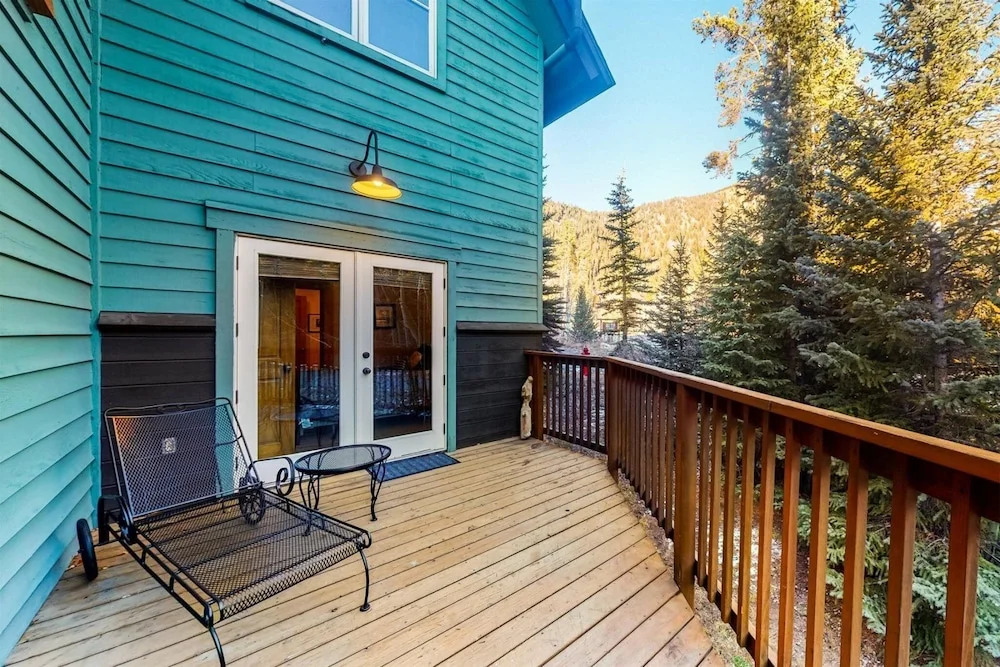 4 Bedroom Townhome In East Keystone Along Shuttle Route To River Run Village