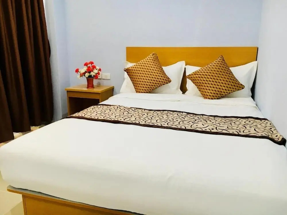 99 Hotel