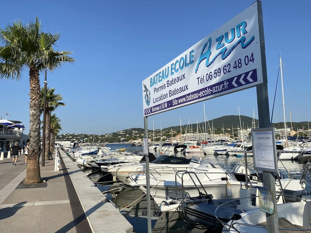 Deux Pièces 70 m² Climatisé, Avec Terrasse, Proximité Bord de mer