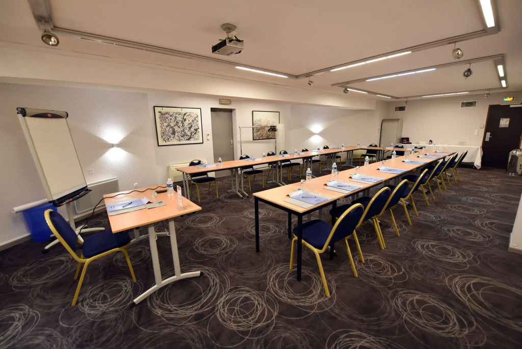 Kyriad Hotel Dijon Centre Gare