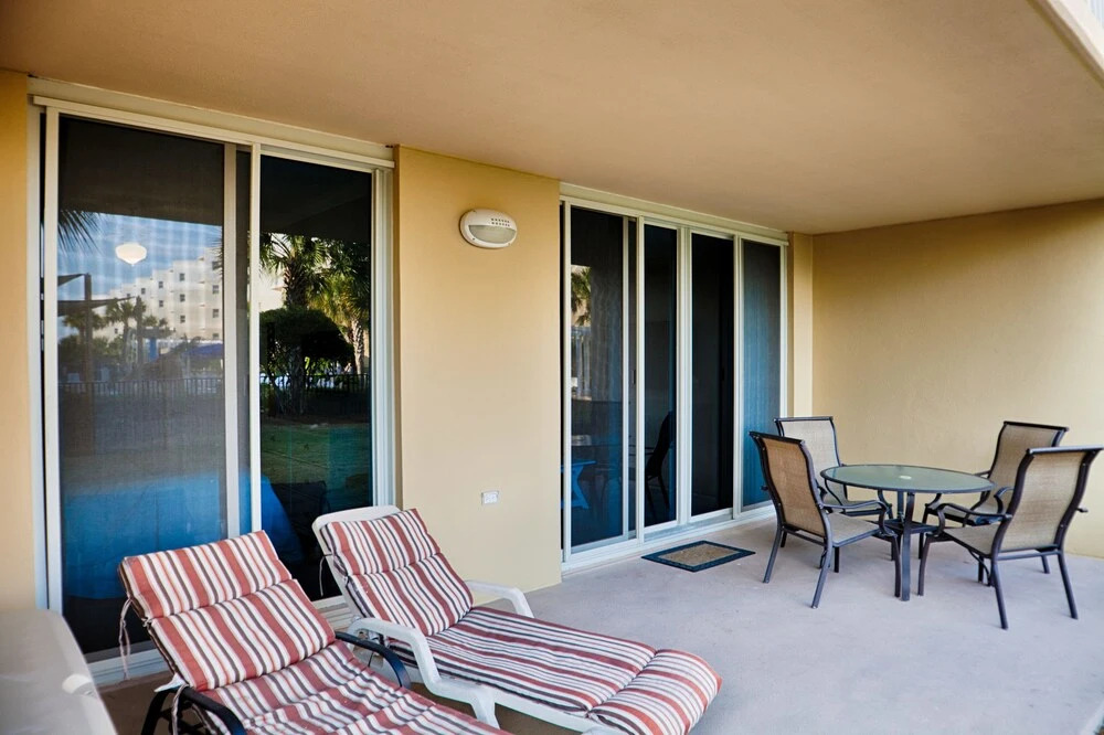 Waterscape C202 - 3 Br condo by RedAwning