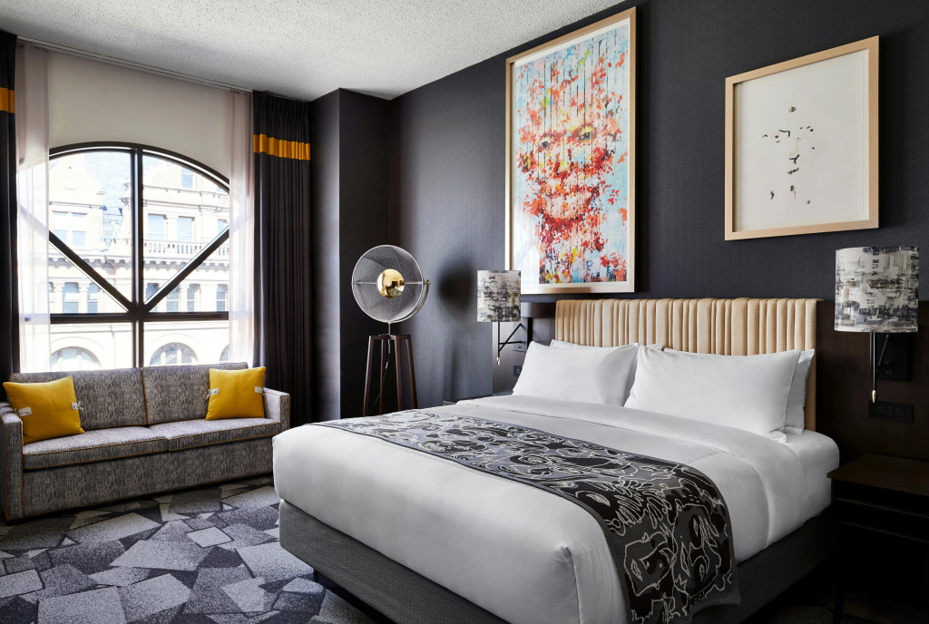 Saint Kate - The Arts Hotel