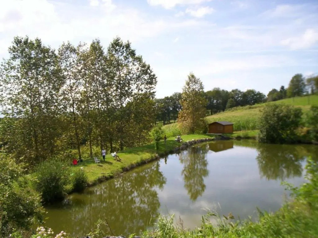 Gîte calme avec vue, animaux bienvenus, draps et ménage inclus ! - FR-1-496-17