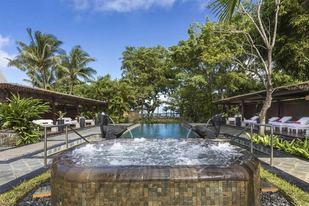 Shanti Maurice Resort & Spa