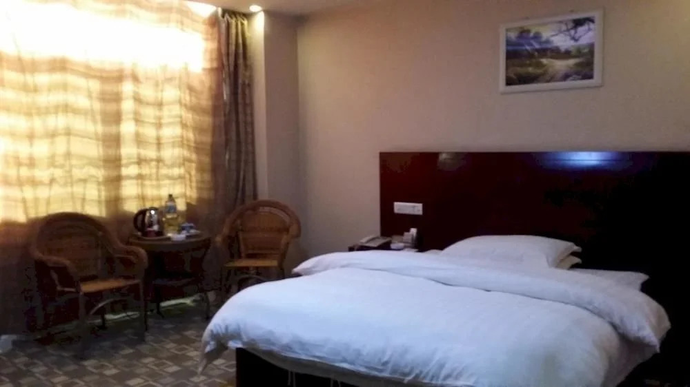 Kunming Dongfanglong Hotel