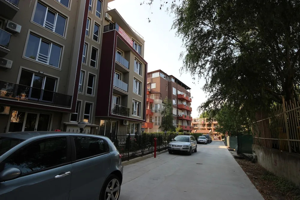 Menada VIP Park Apartments