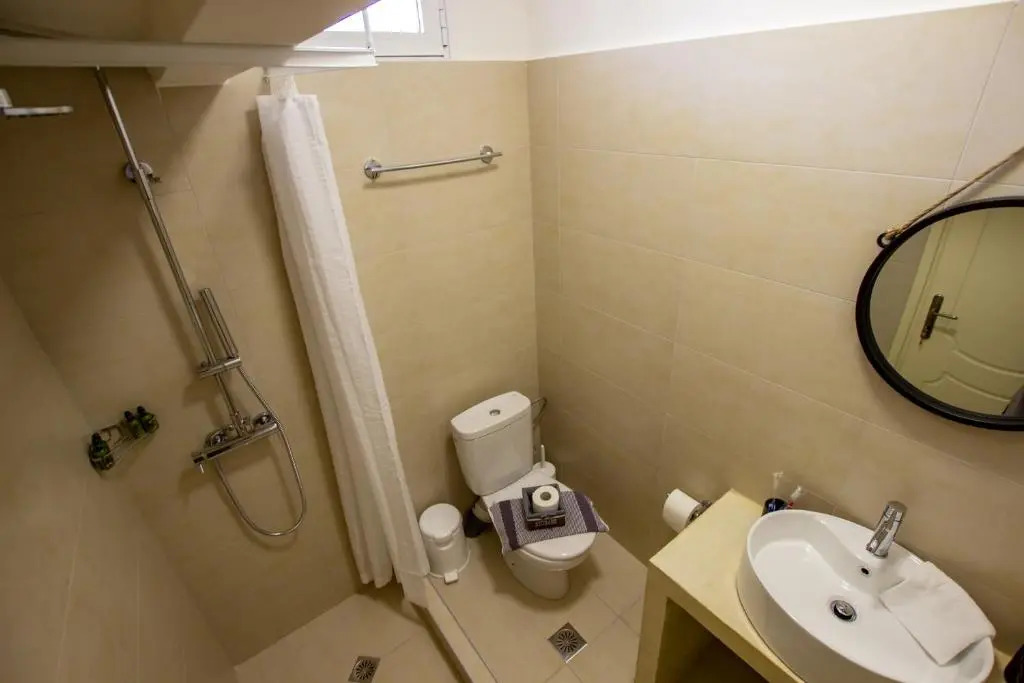 KyMa Studios and Suites
