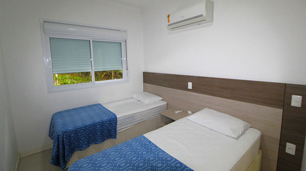 1041 - Apartamento na Praia de Bombinhas para locação - Residencial Egídio Pinheiro 304 B