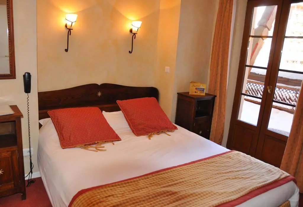 Le Chalet Suisse