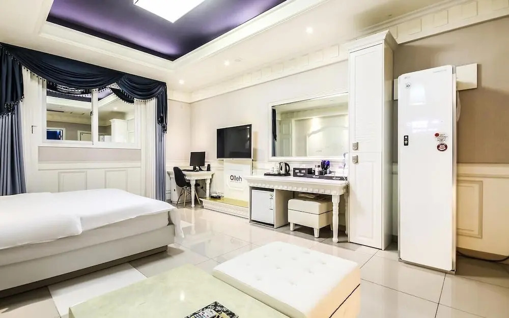 Olle Business Hotel