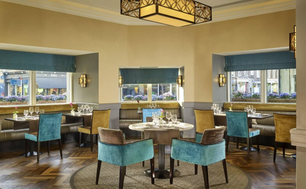 The College Green Dublin Hotel, Autograph Collection
