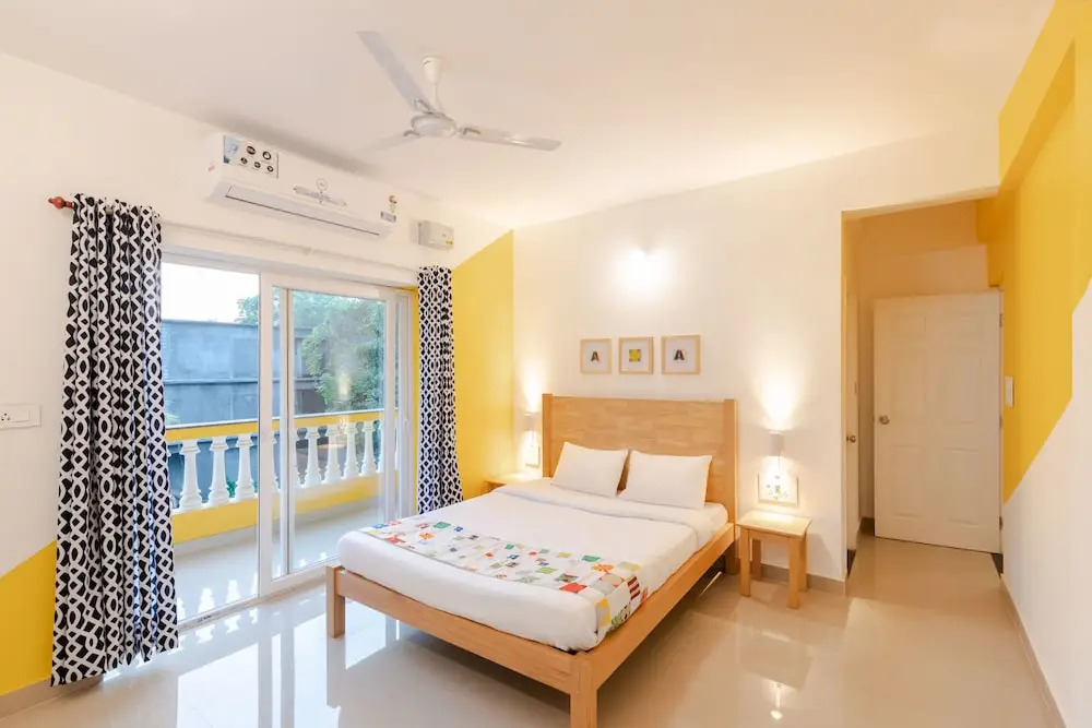 The Yellow by OYO Rooms