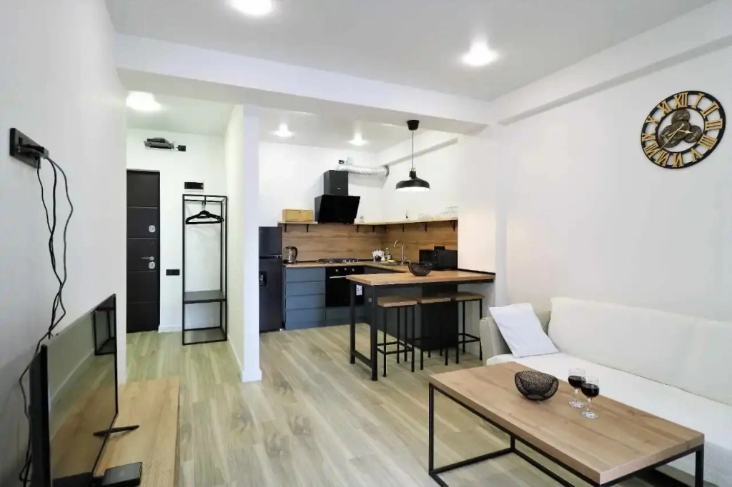 Апарт-отель Holiday Tbilisi  Isani ApartHotel