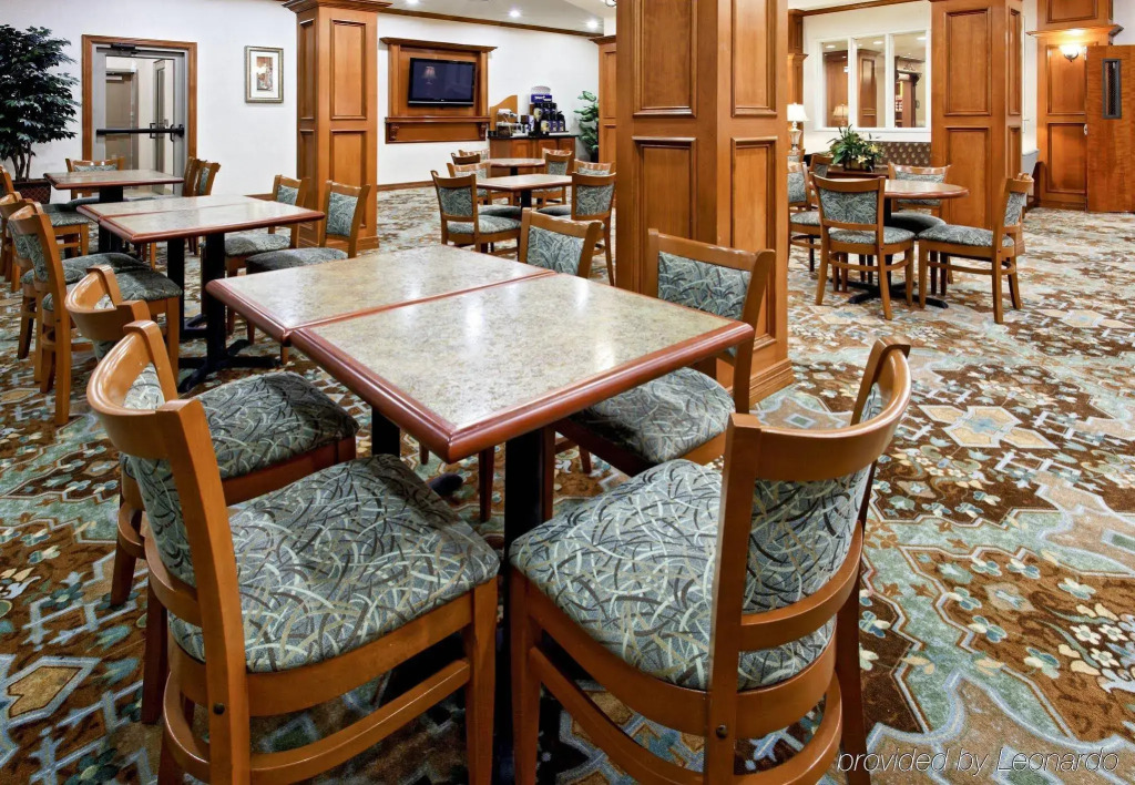 Holiday Inn Express Hotel & Suites Mansfield by IHG